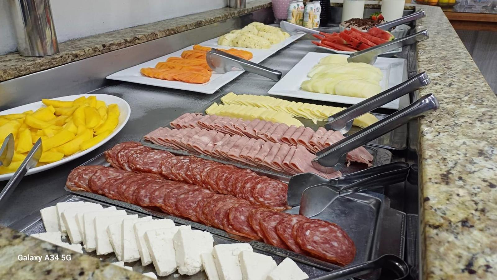 Goldmen Business Criciuma Hotel Екстериор снимка